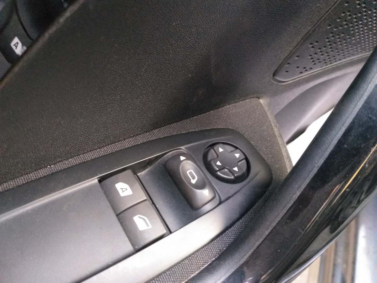 Peugeot 208 original Au&szlig;enspiegel links elektrisch verstellbar KTP Grau Shark Bj.2015